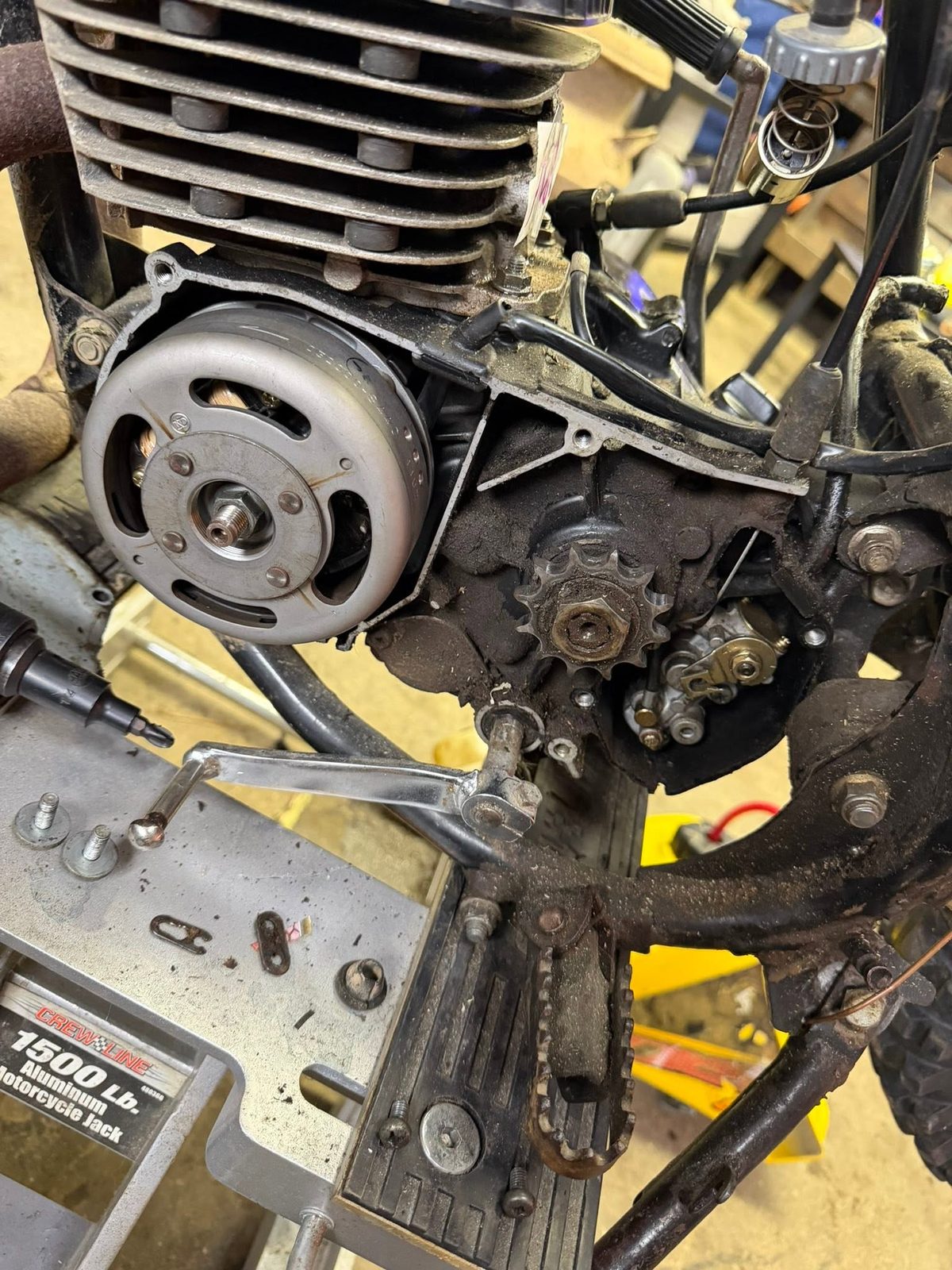 Dirt bike engine with the side cover removed